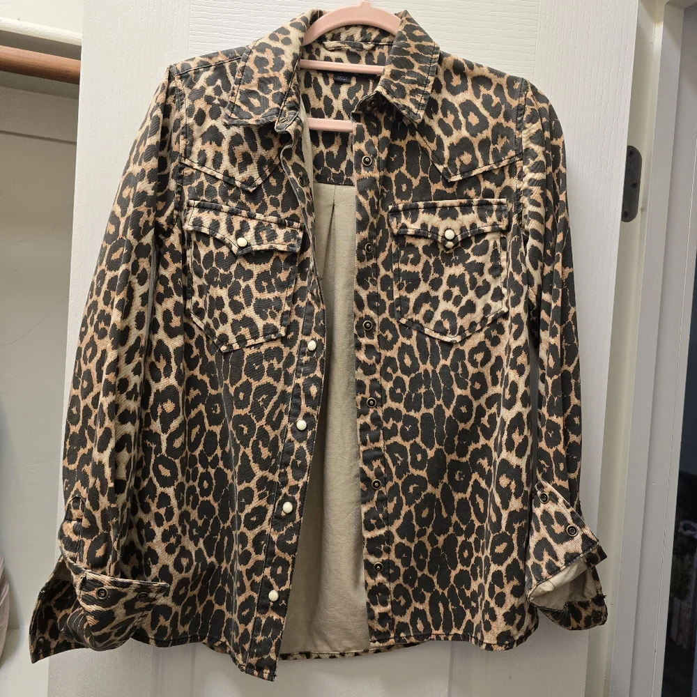 ALLSAINTS Ezra Leopard Print Snap Long Sleeved Jacket Top Size 0 - Picture 3 of 8